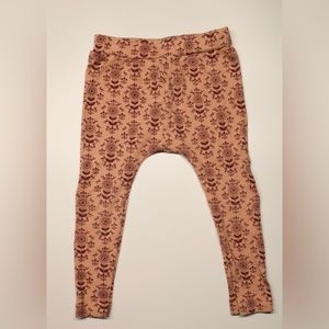 Kate Quinn Pants